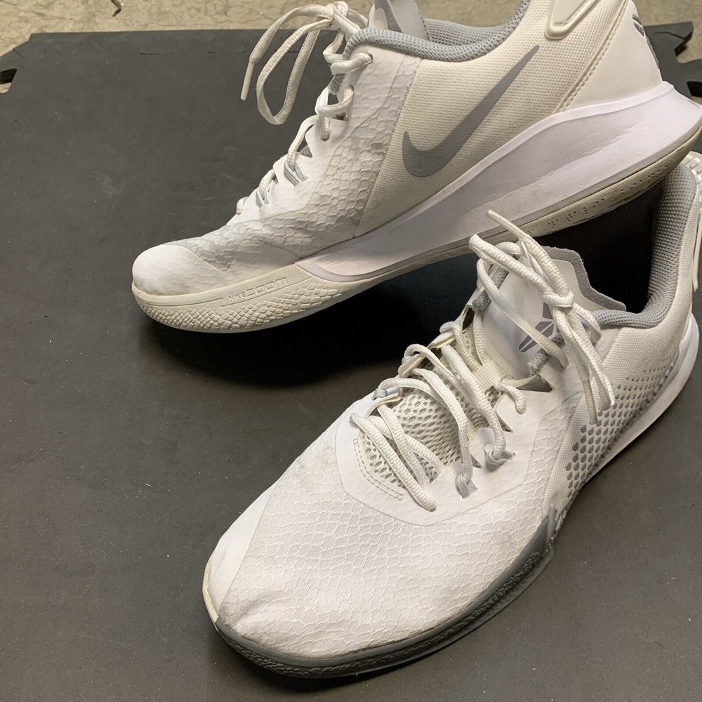 Nike Mamba Fury White Wolf Grey Running Shoe Size 12.5